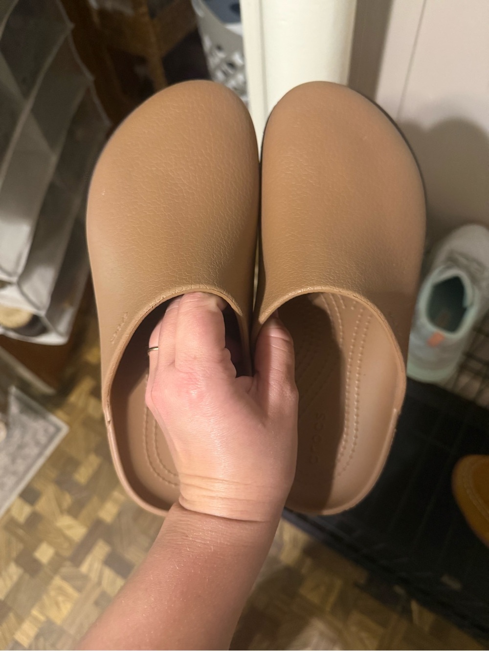 Dylan Platform Crocs
